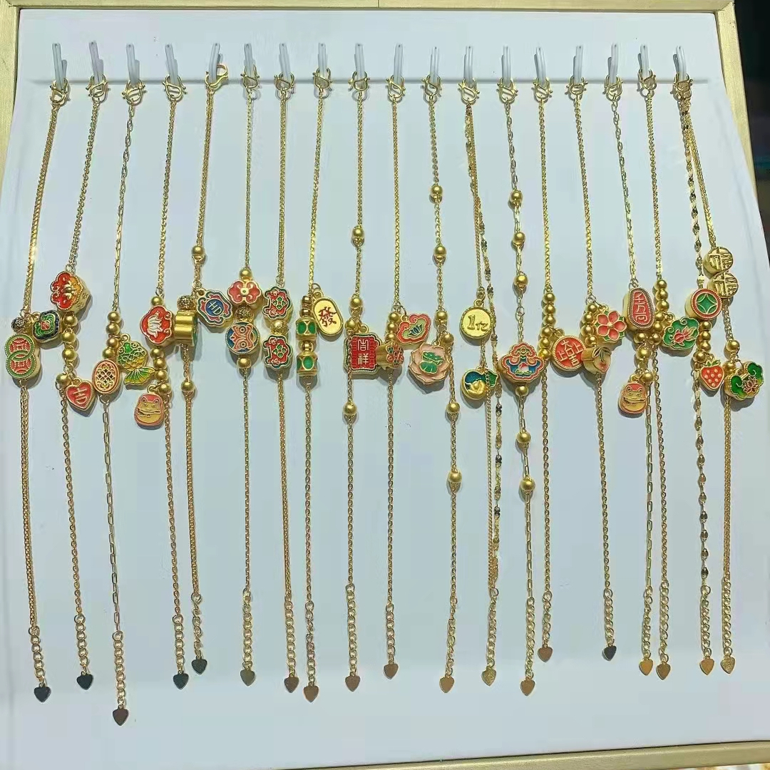 黄金首饰含金量越高越好吗？3D硬金真的不能买吗？大牌贵就好吗