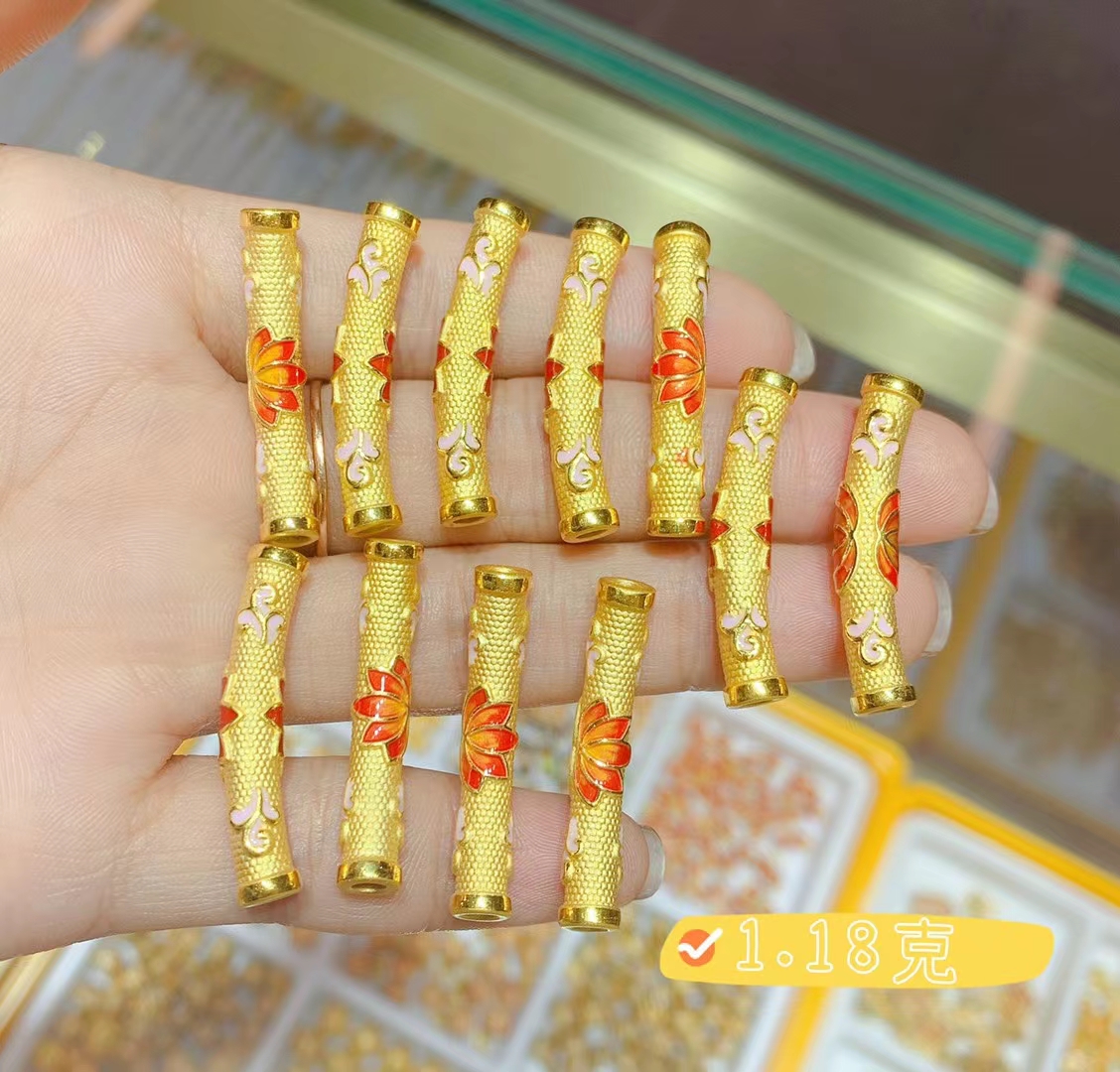 买一口价黄金吊坠1800，只有2克，是不是买贵了呢？