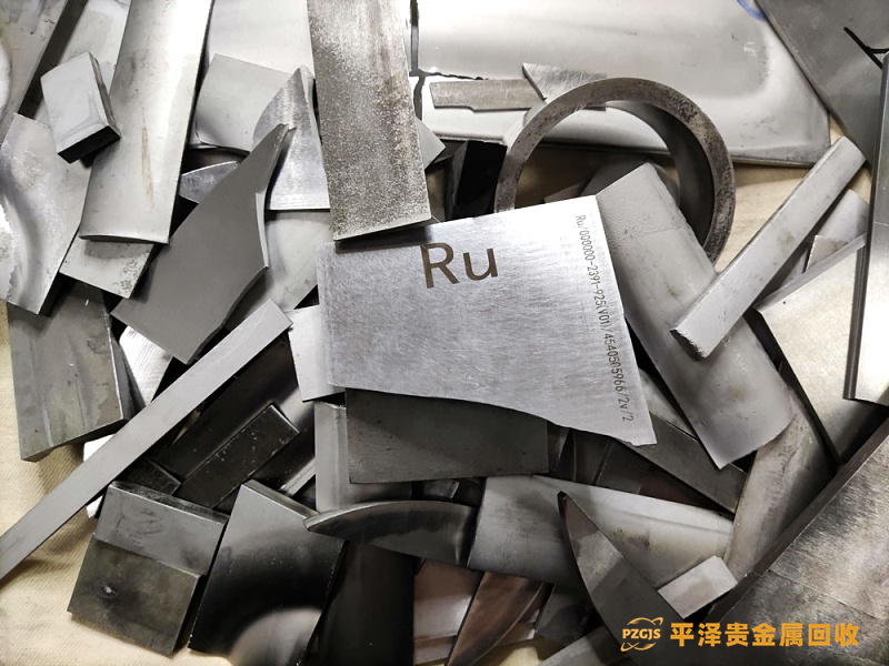 特大金矿有多大？全球黄金储量60万亿吨，中国有多少特大金矿？